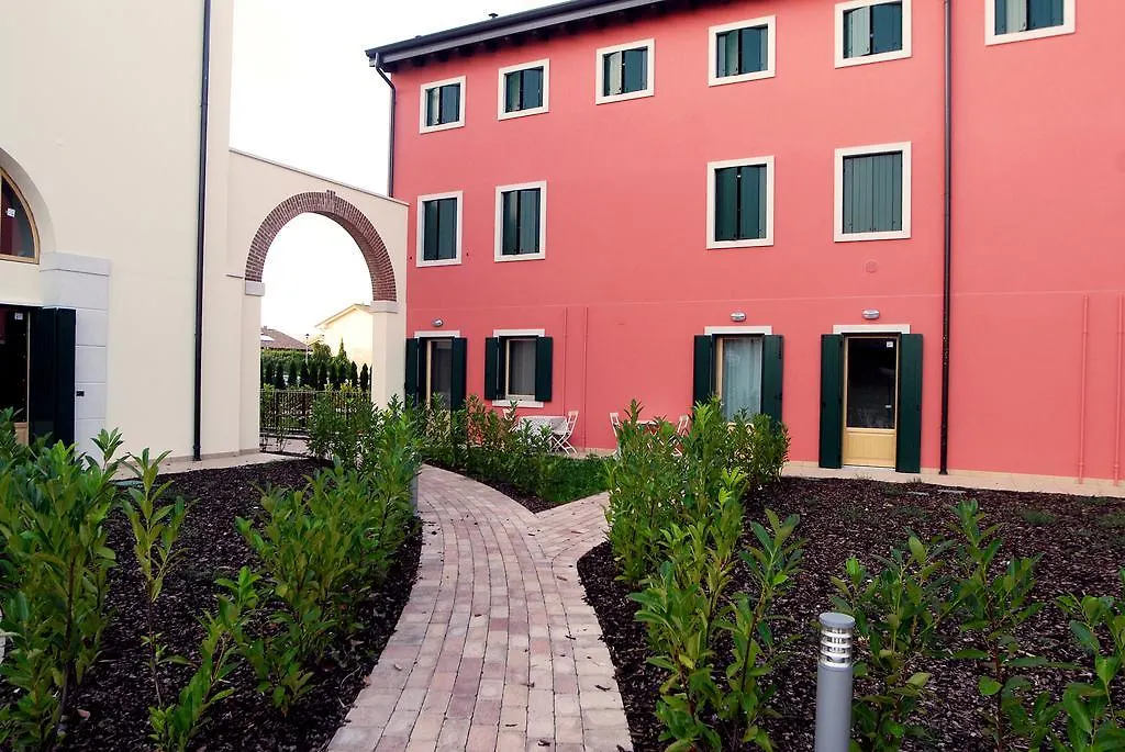 B&B Corte dei Cedri-1